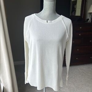 Ariella White Ribbed Knitwear